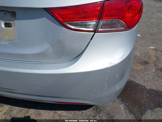 Продажа на аукционе авто 2013 Hyundai Elantra Gls, vin: 5NPDH4AE9DH341837, номер лота: 44916266