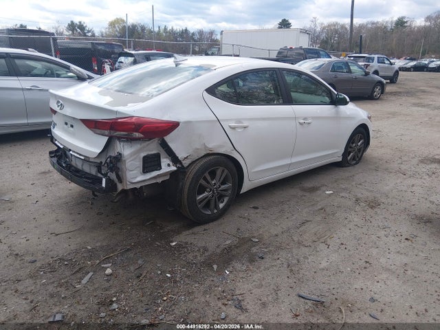 2017 Hyundai Elantra Se მანქანა იყიდება აუქციონზე, vin: 5NPD84LFXHH014472, აუქციონის ნომერი: 44916292