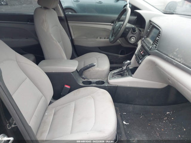 Продажа на аукционе авто 2018 Hyundai Elantra Sel, vin: 5NPD84LF4JH347935, номер лота: 44916343