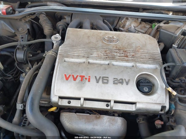 2004 Toyota Camry Le V6 მანქანა იყიდება აუქციონზე, vin: 4T1BF30K44U586657, აუქციონის ნომერი: 44916353