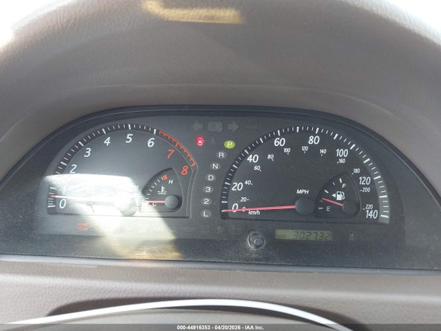 2004 Toyota Camry Le V6 მანქანა იყიდება აუქციონზე, vin: 4T1BF30K44U586657, აუქციონის ნომერი: 44916353