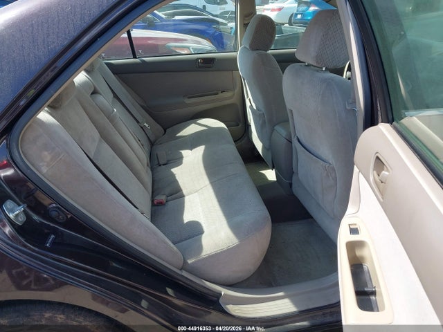 2004 Toyota Camry Le V6 მანქანა იყიდება აუქციონზე, vin: 4T1BF30K44U586657, აუქციონის ნომერი: 44916353
