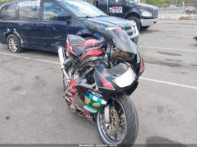 44916387 :رقم المزاد ، JH2PC2506TM501621 vin ، 1996 Honda Cbr600 F3 مزاد بيع