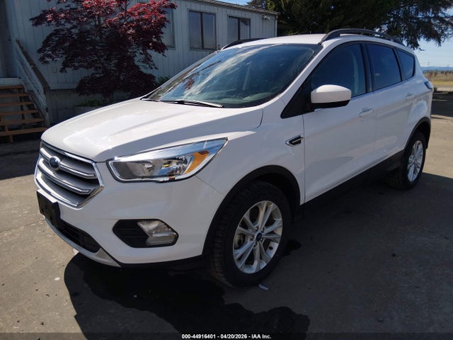 Ford ESCAPE SE 2018 1FMCU9GD6JUD08620 Image 2