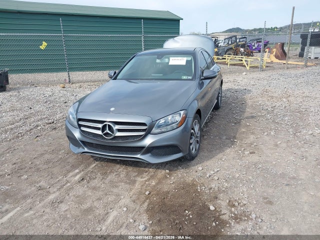 44916427 :رقم المزاد ، 55SWF4KB2HU211453 vin ، 2017 Mercedes-benz C 300 4matic مزاد بيع