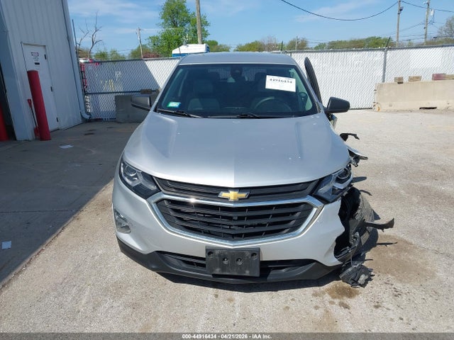 44916434 :رقم المزاد ، 3GNAXHEV0LS717456 vin ، 2020 Chevrolet Equinox Fwd Ls مزاد بيع