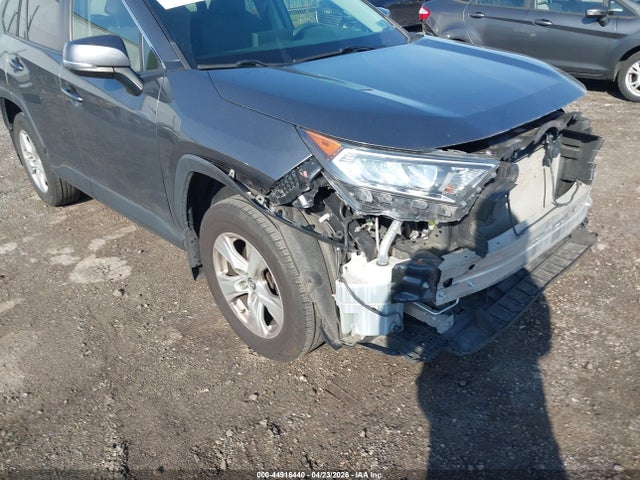 Toyota Rav4 Xle 2019 JTMP1RFV0KD512579 Image 19