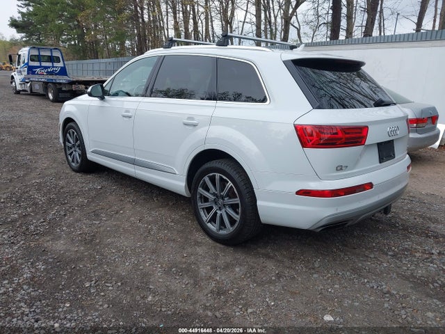 2018 AUDI Q7 WA1VAAF72JD024768 Photo 2