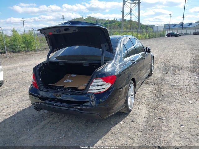 Aukcja sprzedaży 2012 Mercedes-benz C 250 Sport, vin: WDDGF4HB3CR215310, numer aukcji: 44916459