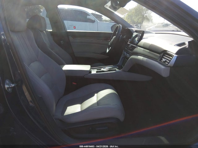 44916483 :رقم المزاد ، 1HGCV2F67JA042829 vin ، 2018 Honda Accord Ex-l 2.0t مزاد بيع