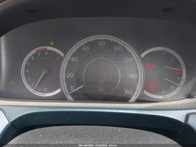 44916529 :رقم المزاد ، 1HGCR2F38FA230521 vin ، 2015 Honda Accord Lx مزاد بيع