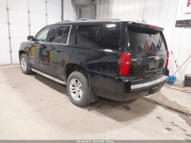 Продажа на аукционе авто 2016 Chevrolet Suburban Lt, vin: 1GNSKHKC0GR230272, номер лота: 44916573