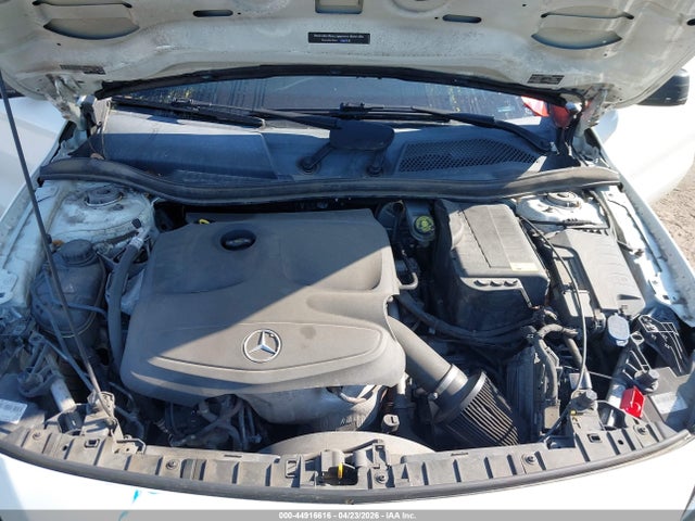 Продаж на аукціоні авто 2015 Mercedes-benz Gla 250 4matic, vin: WDCTG4GBXFJ086759, номер лоту: 44916616