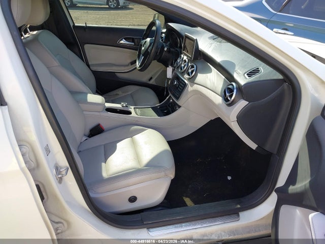 Продаж на аукціоні авто 2015 Mercedes-benz Gla 250 4matic, vin: WDCTG4GBXFJ086759, номер лоту: 44916616