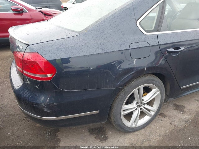 Aukcja sprzedaży 2014 Volkswagen Passat 1.8t Sel Premium, vin: 1VWCT7A33EC008800, numer aukcji: 44916633