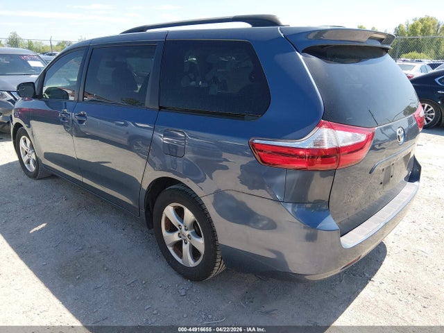 Продаж на аукціоні авто 2015 Toyota Sienna Le 8 Passenger, vin: 5TDKK3DC7FS614378, номер лоту: 44916655