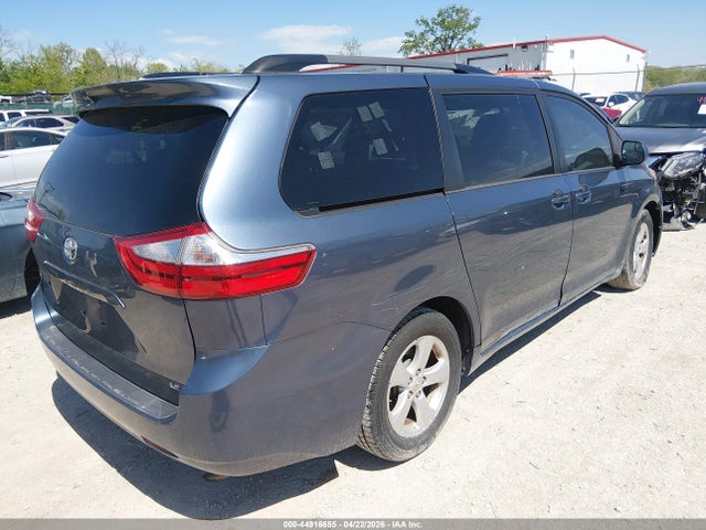 Продаж на аукціоні авто 2015 Toyota Sienna Le 8 Passenger, vin: 5TDKK3DC7FS614378, номер лоту: 44916655