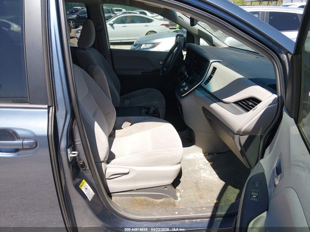Продаж на аукціоні авто 2015 Toyota Sienna Le 8 Passenger, vin: 5TDKK3DC7FS614378, номер лоту: 44916655