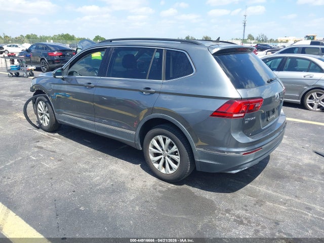 44916666 :رقم المزاد ، 3VV3B7AX8JM183451 vin ، 2018 Volkswagen Tiguan 2.0t Se/2.0t Sel مزاد بيع