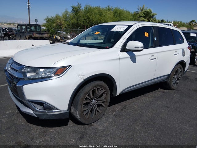 JA4AD3A34GZ040021 Mitsubishi Outlander Se