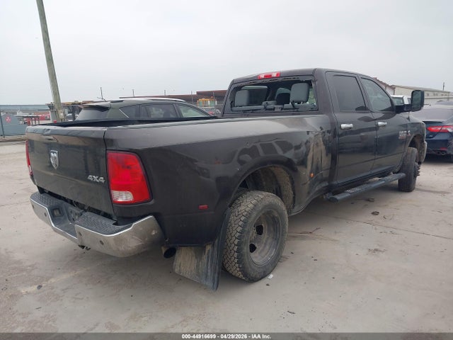 44916699 :رقم المزاد ، 3C63RRGLXHG651271 vin ، 2017 Ram 3500 Tradesman  4x4 8' Box مزاد بيع