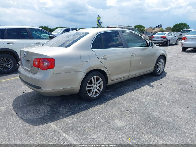 44916717 :رقم المزاد ، 3VWSF71KC7M142960 vin ، 2007 Volkswagen Jetta 2.5 مزاد بيع