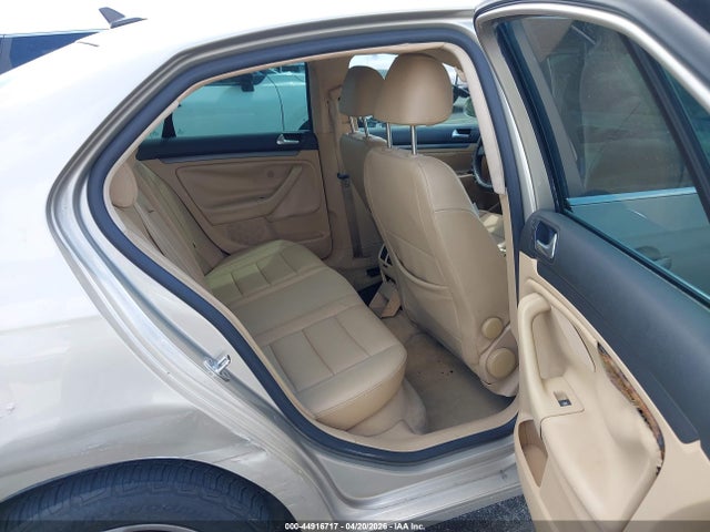 44916717 :رقم المزاد ، 3VWSF71KC7M142960 vin ، 2007 Volkswagen Jetta 2.5 مزاد بيع