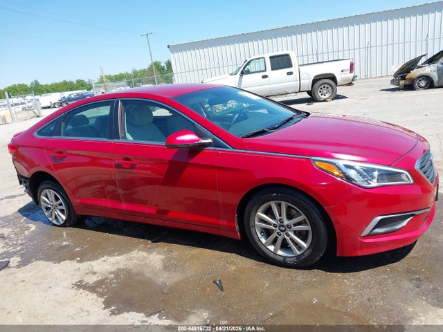 5NPE24AF0HH555393 Hyundai SONATA SE