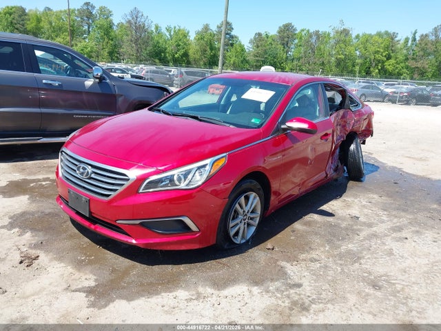 5NPE24AF0HH555393 Hyundai SONATA SE