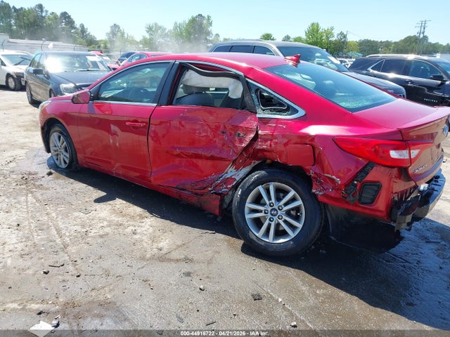 5NPE24AF0HH555393 Hyundai SONATA SE