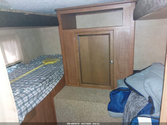 44916732 :رقم المزاد ، 1UJBJ0BR9C14F0077 vin ، 2012 Jayco White Hawk مزاد بيع