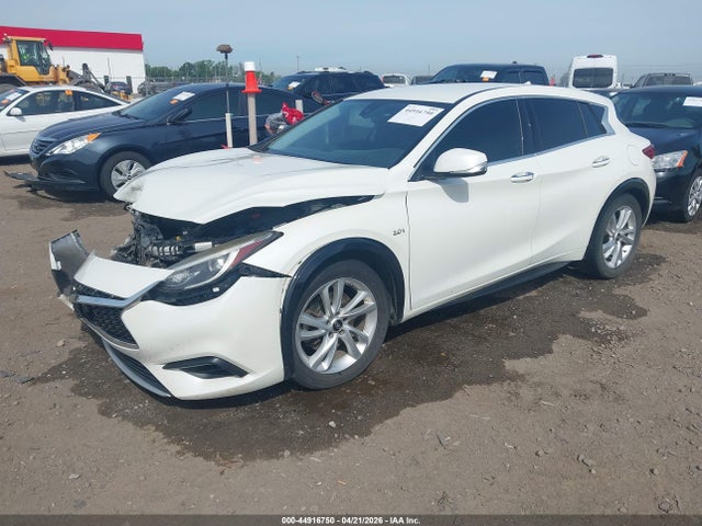 44916750 :رقم المزاد ، SJKCH5CPXJA057844 vin ، 2018 Infiniti Qx30 Luxury مزاد بيع