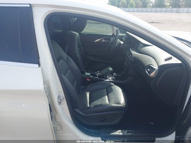 44916750 :رقم المزاد ، SJKCH5CPXJA057844 vin ، 2018 Infiniti Qx30 Luxury مزاد بيع