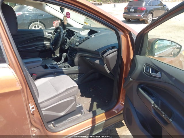 1FMCU0GD7HUA08168 Ford ESCAPE SE