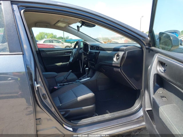 2017 Toyota Corolla Le მანქანა იყიდება აუქციონზე, vin: 2T1BURHE4HC847980, აუქციონის ნომერი: 44916858