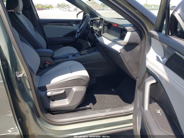 44916879 :رقم المزاد ، 3VVHR7RM3TM052040 vin ، 2026 Volkswagen Tiguan Se R-line Black مزاد بيع