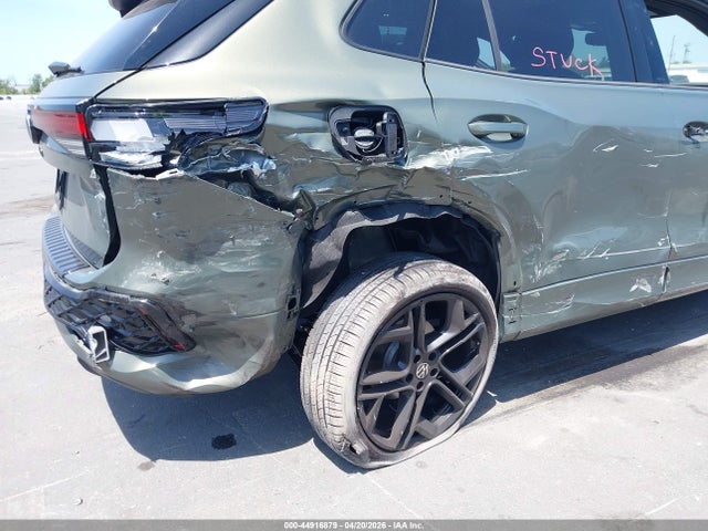 44916879 :رقم المزاد ، 3VVHR7RM3TM052040 vin ، 2026 Volkswagen Tiguan Se R-line Black مزاد بيع