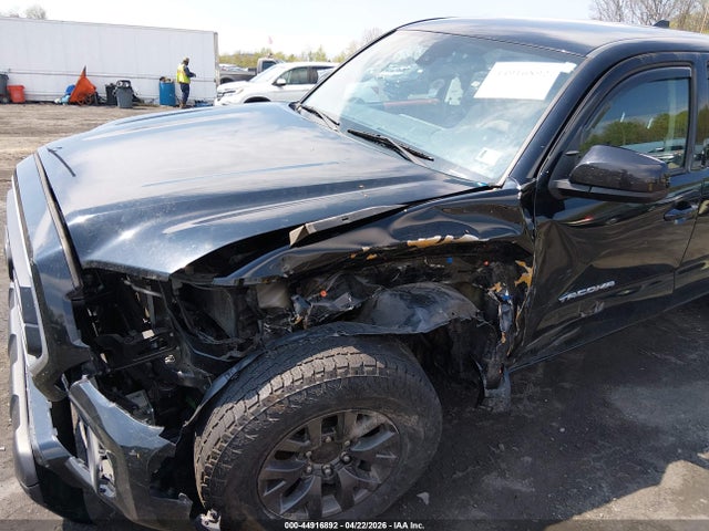 Продажа на аукционе авто 2023 Toyota Tacoma Sr5 V6, vin: 3TMCZ5ANXPM533815, номер лота: 44916892