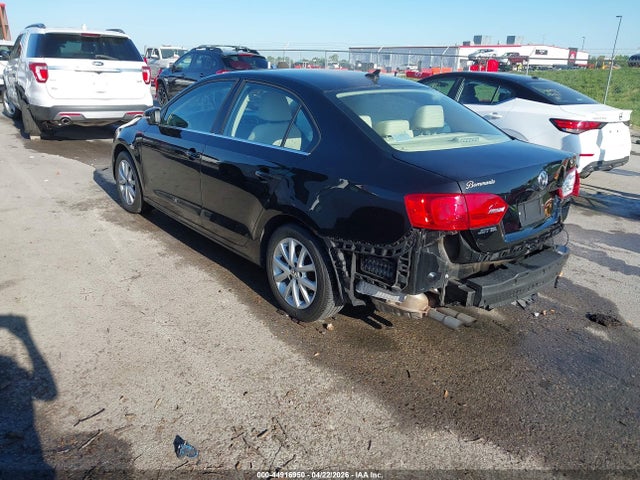 2014 Volkswagen Jetta 1.8t Se მანქანა იყიდება აუქციონზე, vin: 3VWD07AJ3EM362861, აუქციონის ნომერი: 44916950