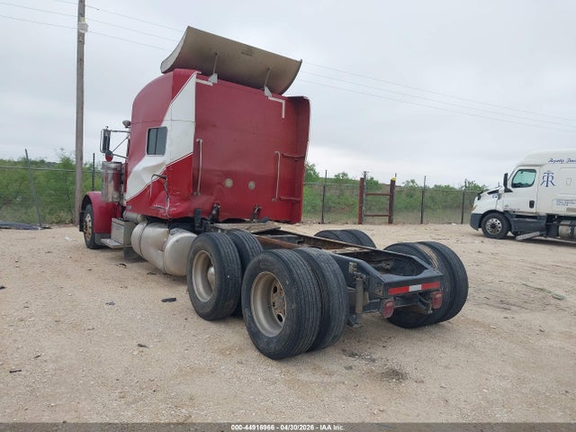 44916966 :رقم المزاد ، 1XP5DB9X94D838093 vin ، 2004 Peterbilt 379 مزاد بيع