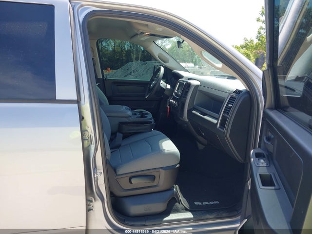 2019 Ram 1500 Classic Tradesman  4x2 5'7 Box მანქანა იყიდება აუქციონზე, vin: 1C6RR6KG7KS657080, აუქციონის ნომერი: 44916969