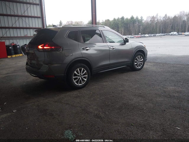 2018 Nissan Rogue Sv მანქანა იყიდება აუქციონზე, vin: KNMAT2MV7JP620818, აუქციონის ნომერი: 44916981