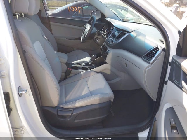 44917001 :رقم المزاد ، KM8J23A49GU162631 vin ، 2016 Hyundai Tucson Se مزاد بيع