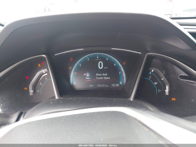 44917062 :رقم المزاد ، 19XFC1F9XHE033135 vin ، 2017 Honda Civic Touring مزاد بيع