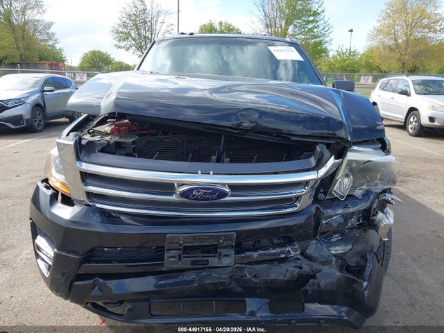Продажа на аукционе авто 2017 Ford Expedition Xlt, vin: 1FMJU1JT7HEA11496, номер лота: 44917156