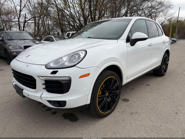2018 Porsche Cayenne Platinum Edition მანქანა იყიდება აუქციონზე, vin: WP1AA2A21JKA02261, აუქციონის ნომერი: 44917191