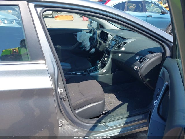 Aukcja sprzedaży 2016 Hyundai Elantra Value Edition, vin: KMHDH4AE5GU609613, numer aukcji: 44917225