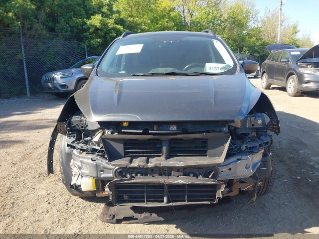 1FMCU9HD3JUD27883 Ford ESCAPE SEL