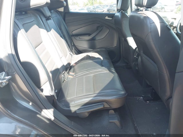 1FMCU9HD3JUD27883 Ford ESCAPE SEL