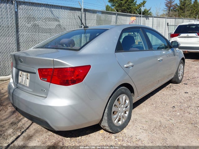 2010 Kia Forte Ex მანქანა იყიდება აუქციონზე, vin: KNAFU4A23A5062807, აუქციონის ნომერი: 44917286